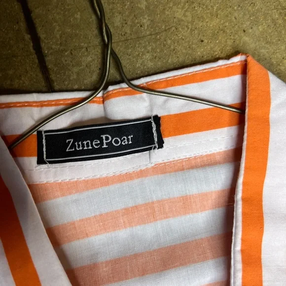 Zune Poar Orange and White dress shirt - Picture 3 of 8